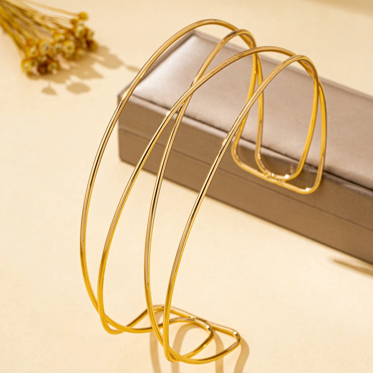 Minimalist Geometric Choker Necklace — Silver or Gold Tone, Iron Alloy, Daily Wear & Party