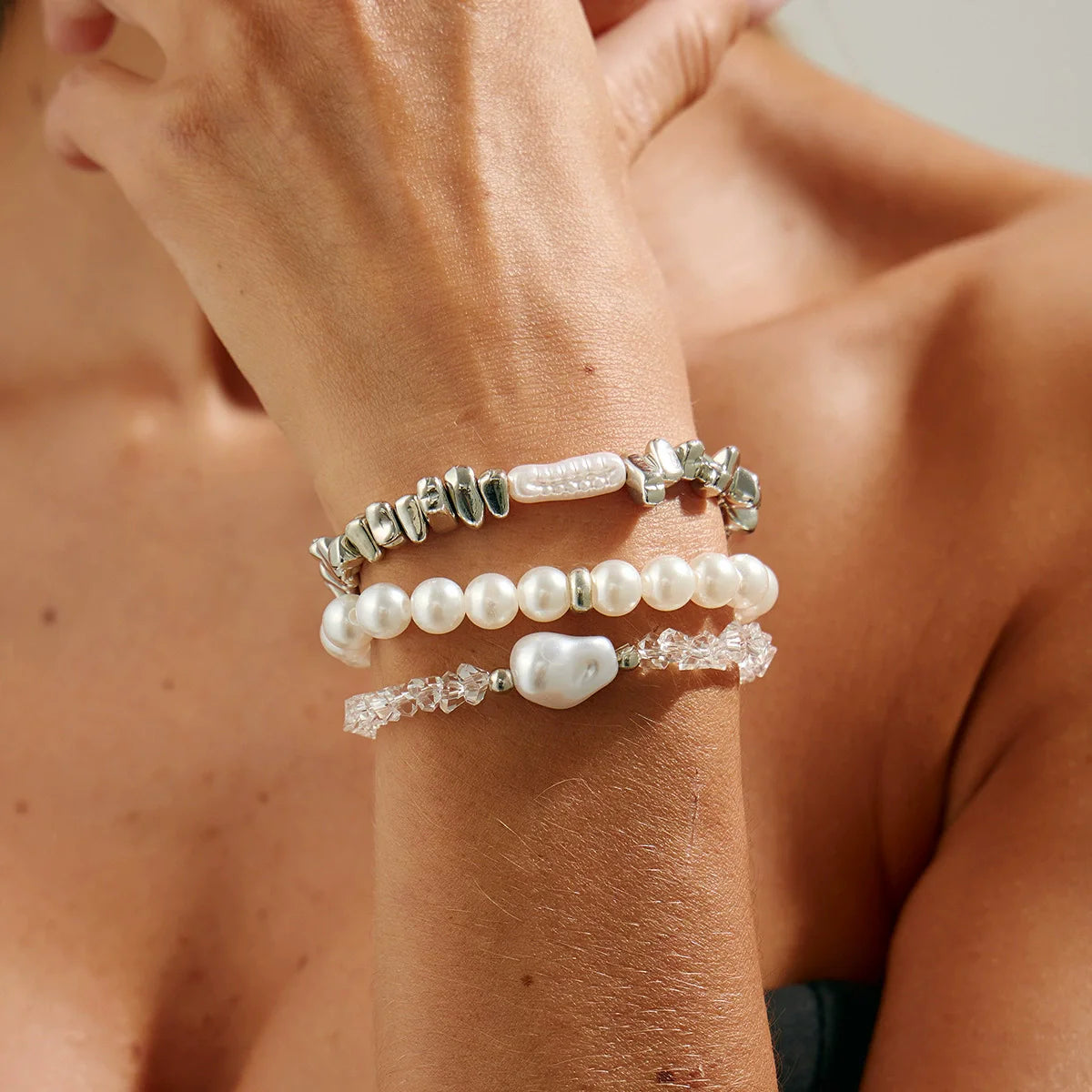 Vintage Bead Strand Bracelet — Irregular Glass & Imitation Pearl Beads, Geometric, Women’s Fashion Jewelry