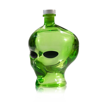 900ml Alien-Shape Glass Water Bottle — High Borosilicate, Transparent Green, Desk & Bar Decor